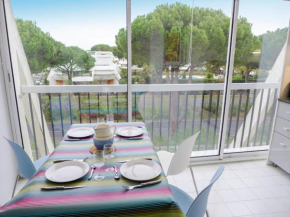 Apartment Les Flamants Roses-8 by Interhome